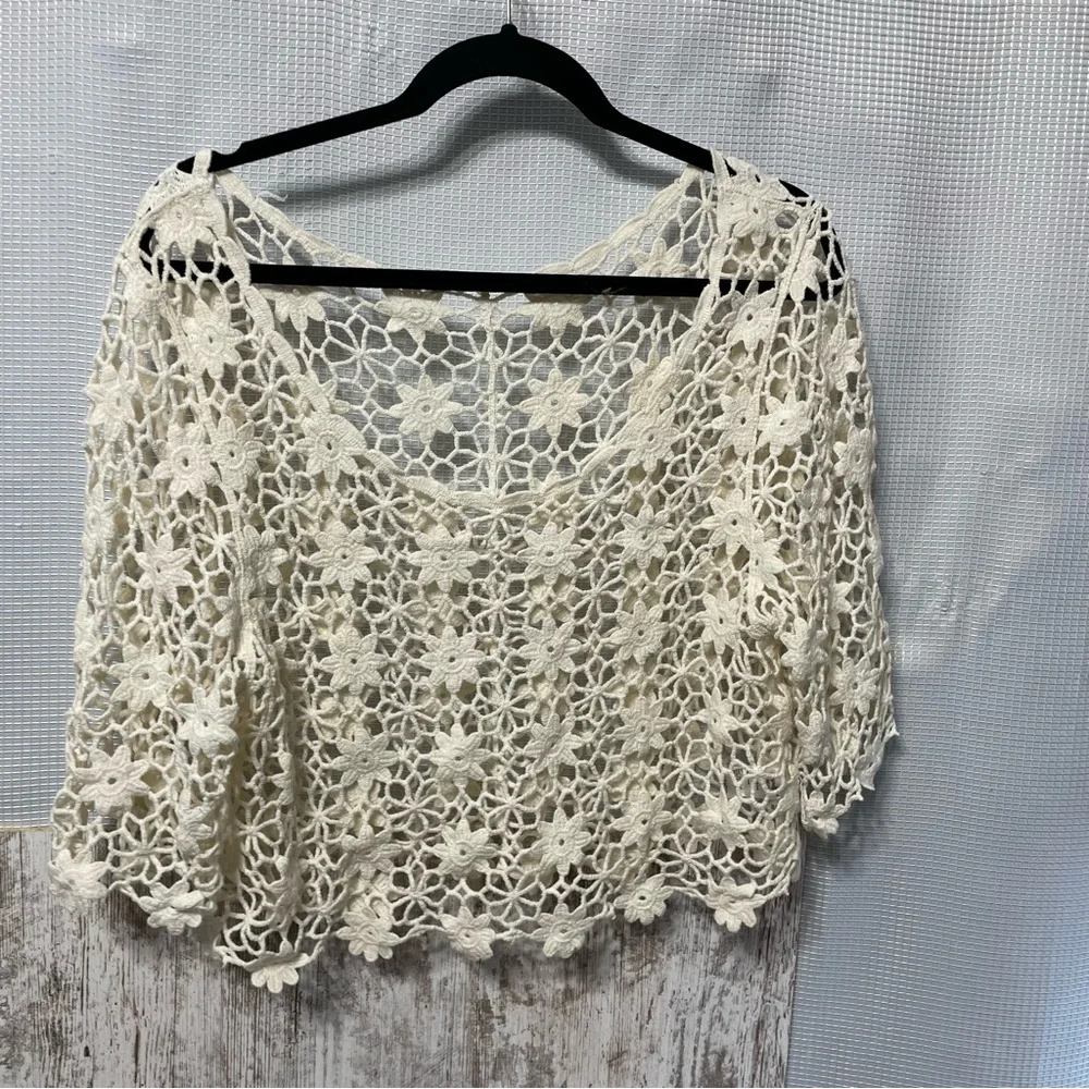 Papaya Bohemian Tan Crochet Lace Off Top Size M/L